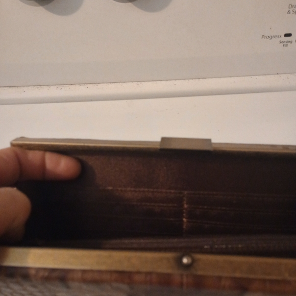 Banana Republic Crocodile embossed leather clutch. - Picture 5 of 6